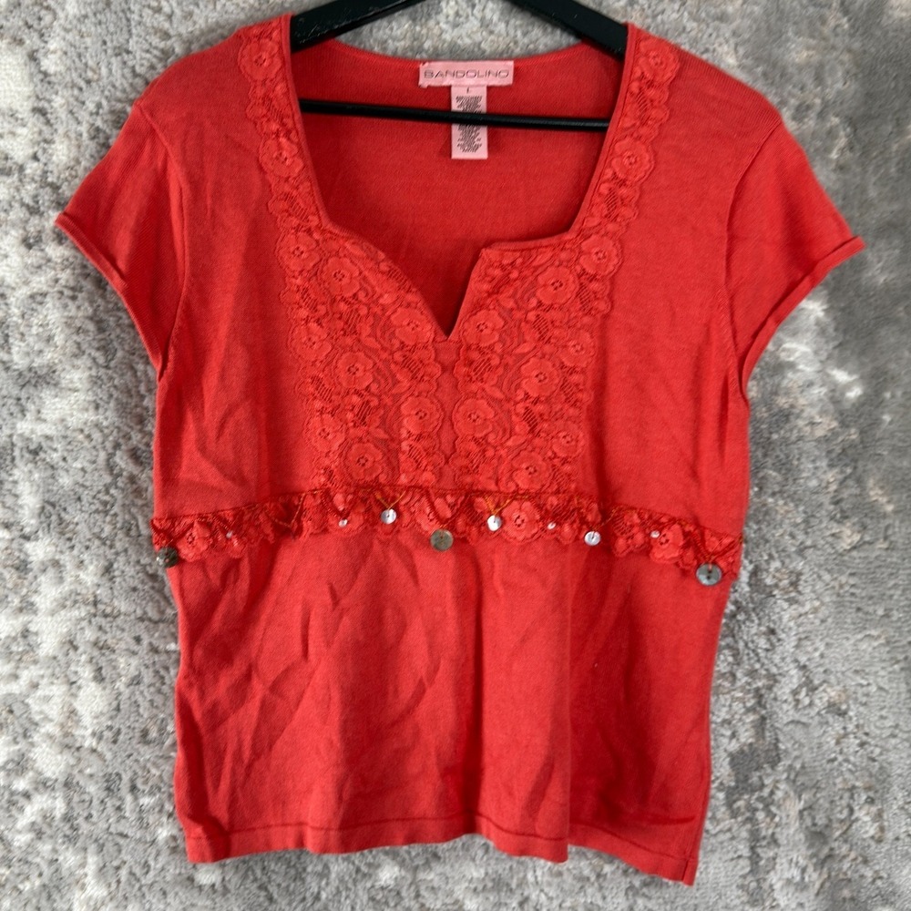 Bandolino Size L Floral Lace V Neck Casual Top Red Short Sleeve Pullover